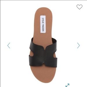 Steve Madden Cut-out Flats